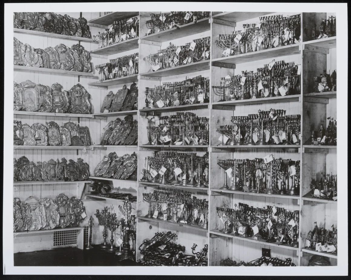 Items stolen from Jewish houses during the World War 2 