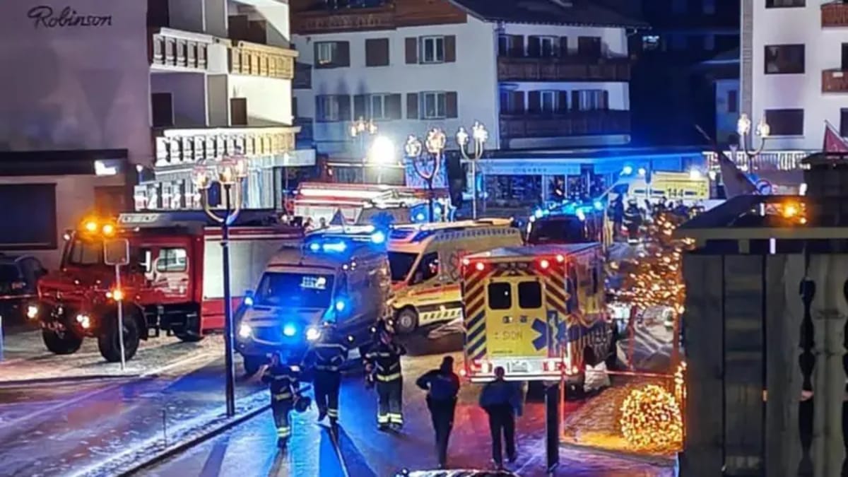 The chaos outside the bar.