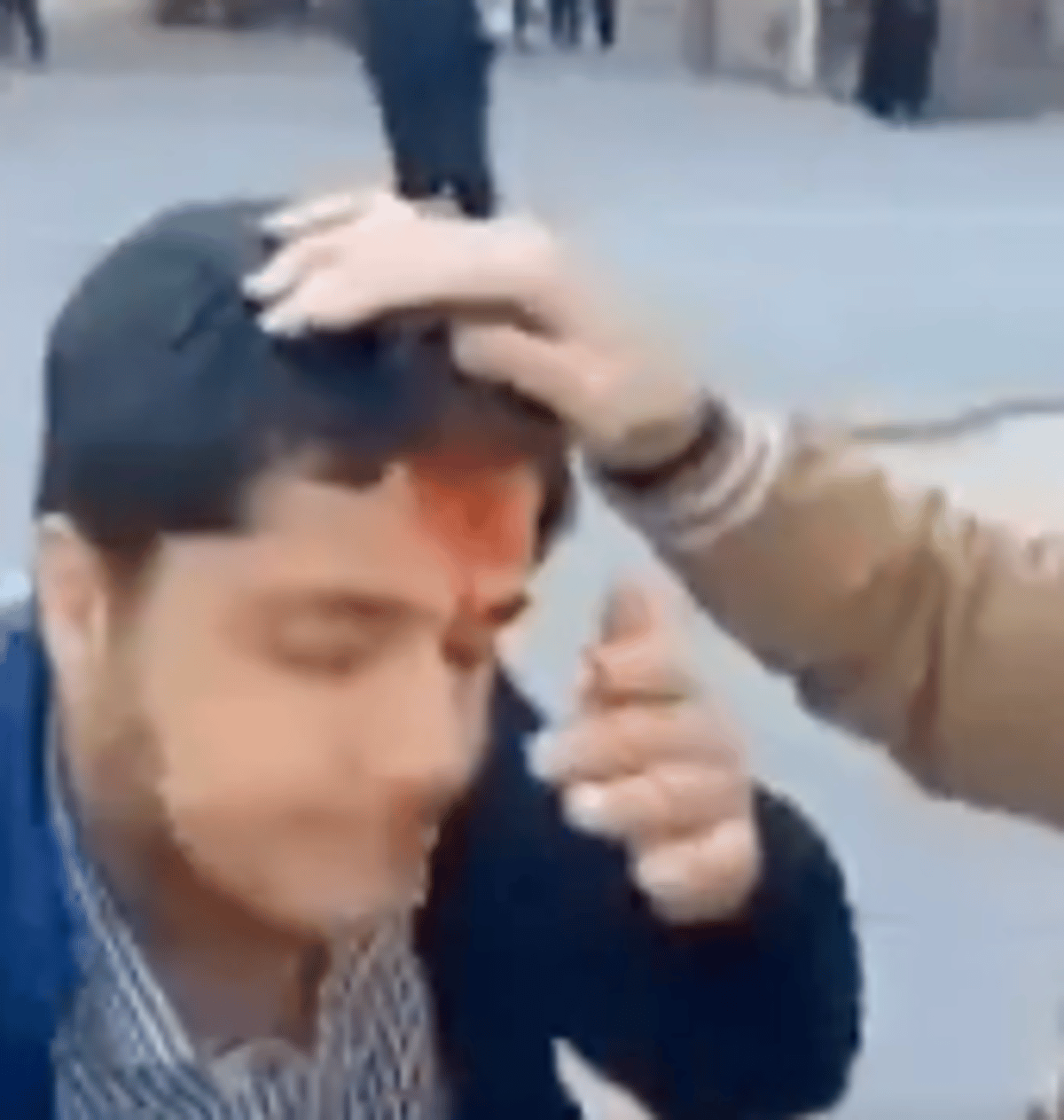 Protester injured in renewed clashes between Iranian regime and students, Feb 2026