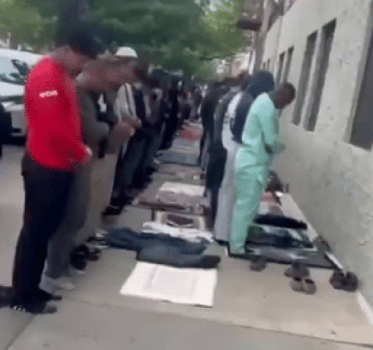 Muslims Hold Mass Prayer Outside Brooklyn Jewish Girls’ School