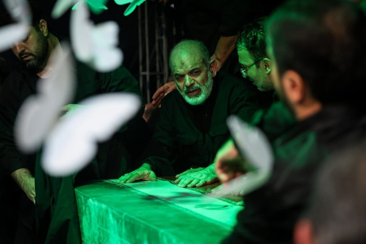 Vahidi next to Khamenei's casket