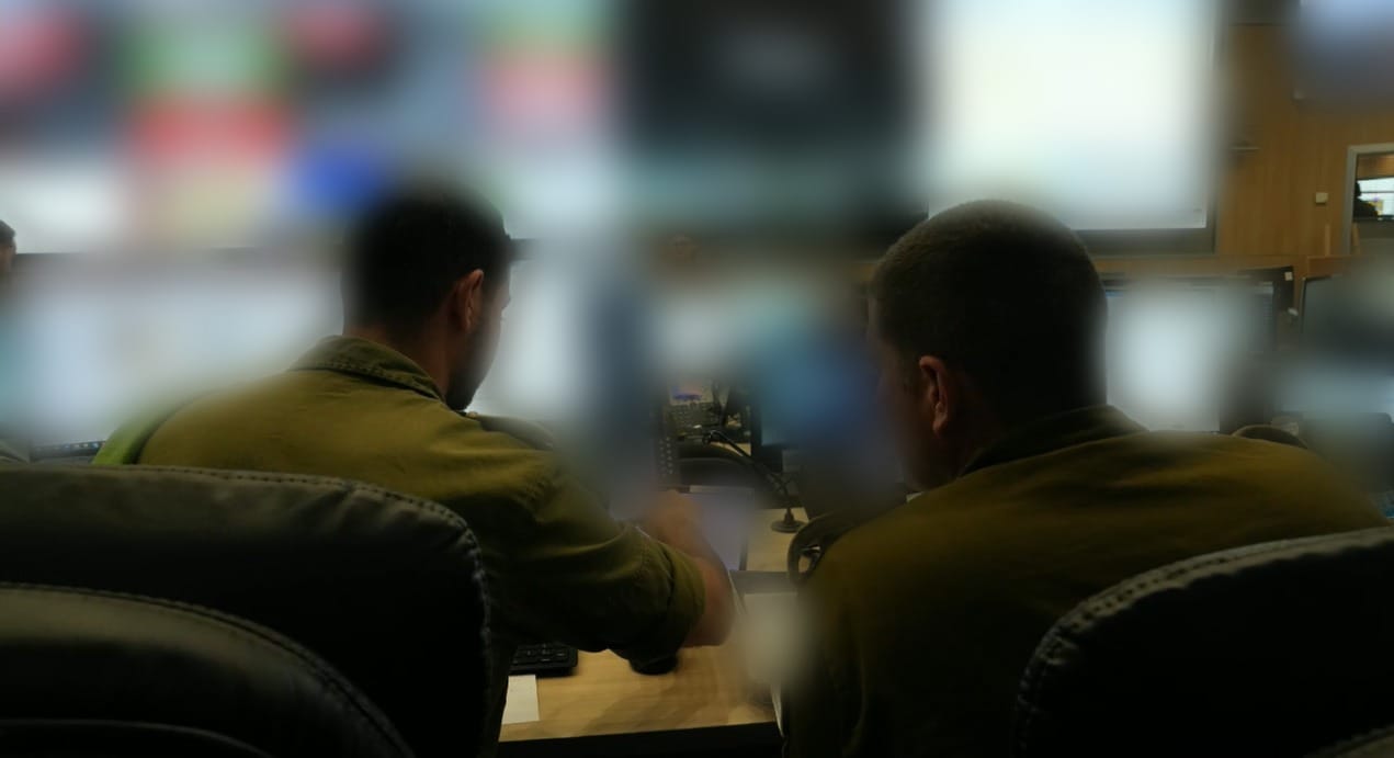Supreme Command Post War Room