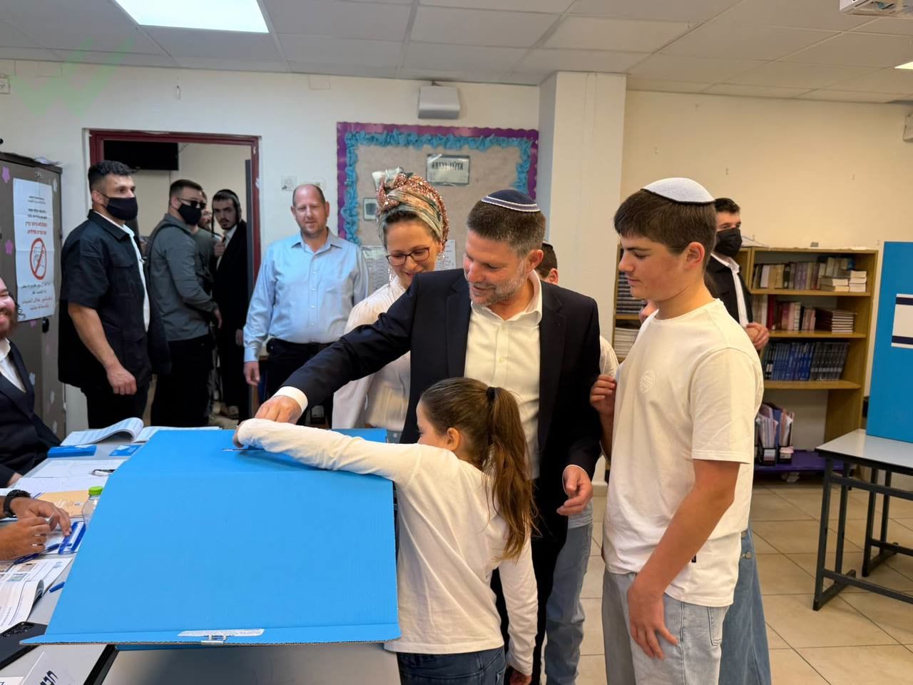 Smotrich votes for Israel's 26th Knesset