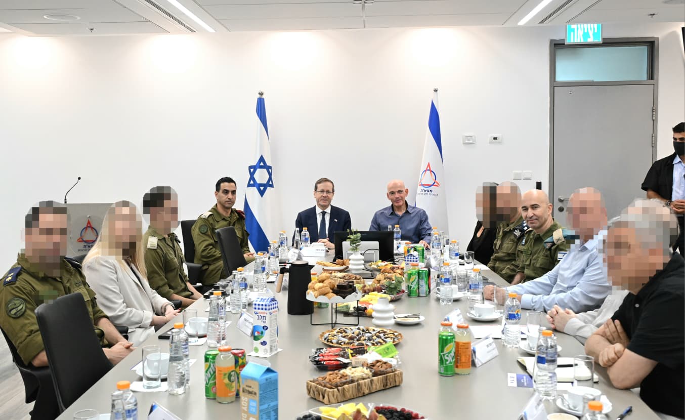 Herzog visits MAFAT
