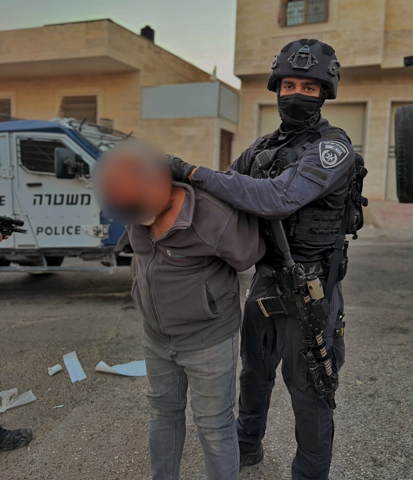 Arrest of the suspects