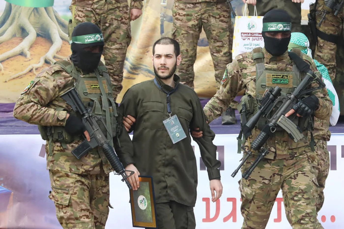 Eliyah Cohen is freed from Hamas