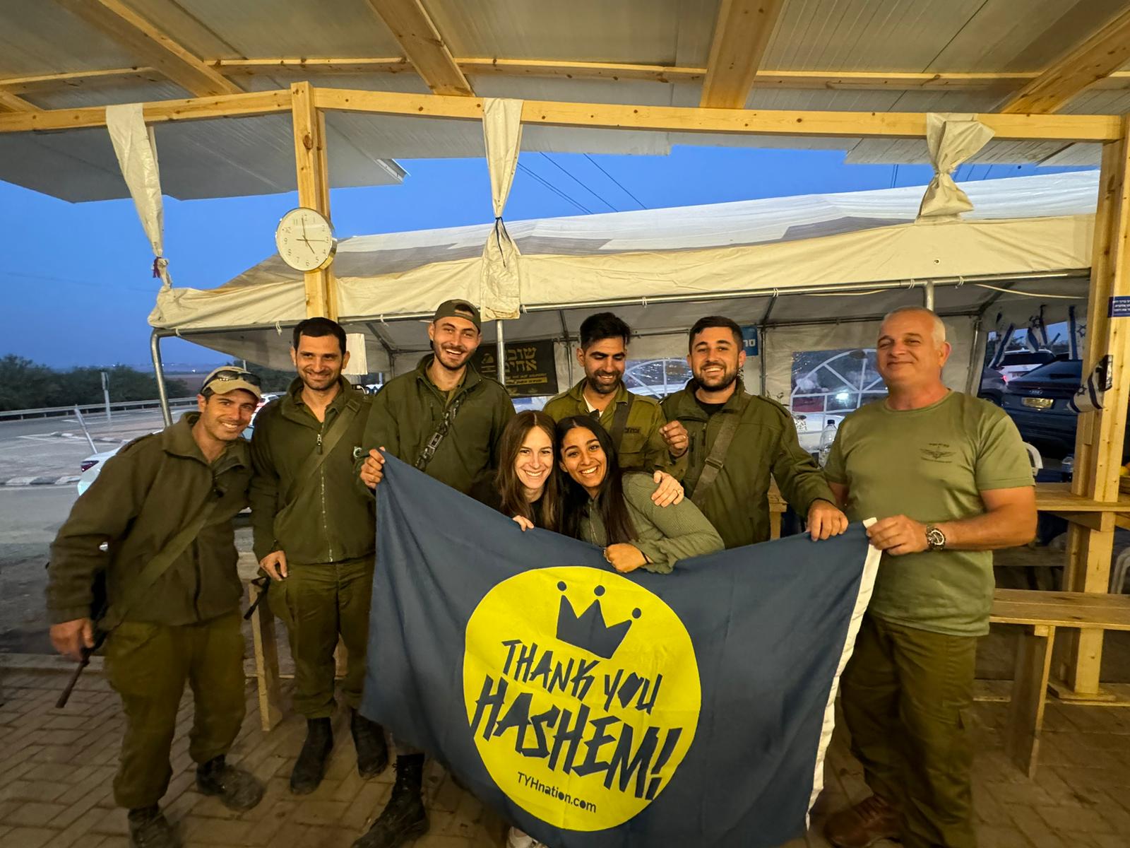 Israeli Soldiers also say Thank You Hashem