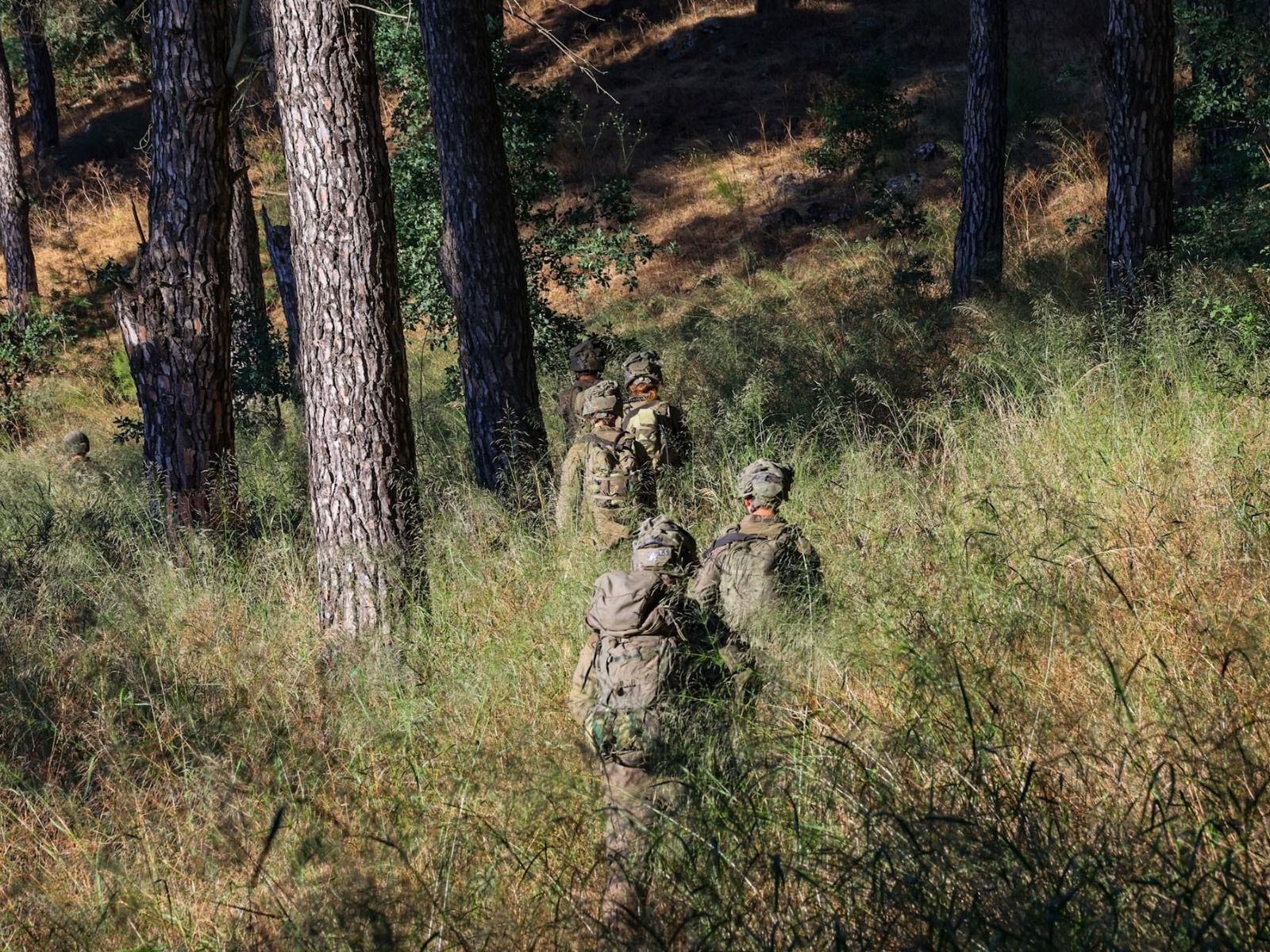 IDF soldiers operate in South Lebanon 