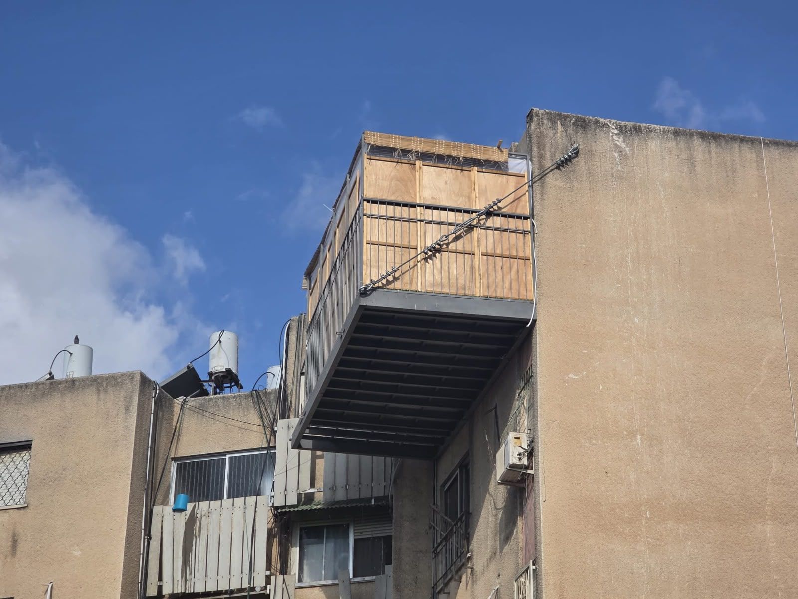 Illegal sukkah construction