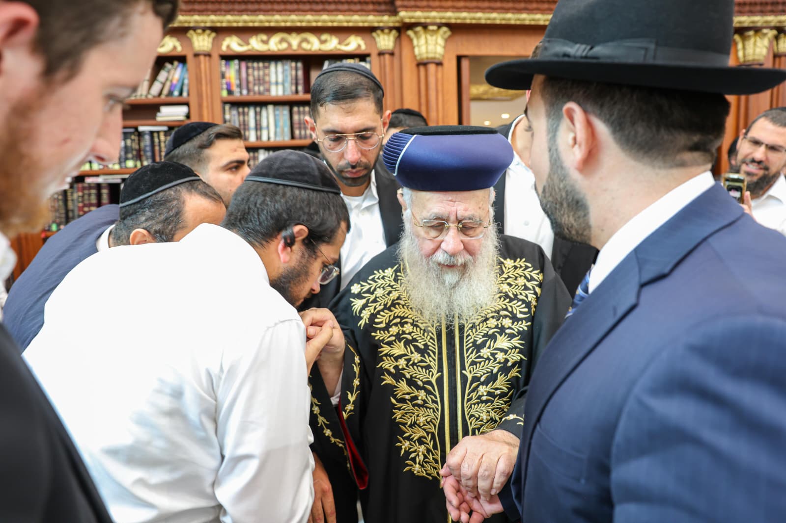 The gathering at Yibiye Omer