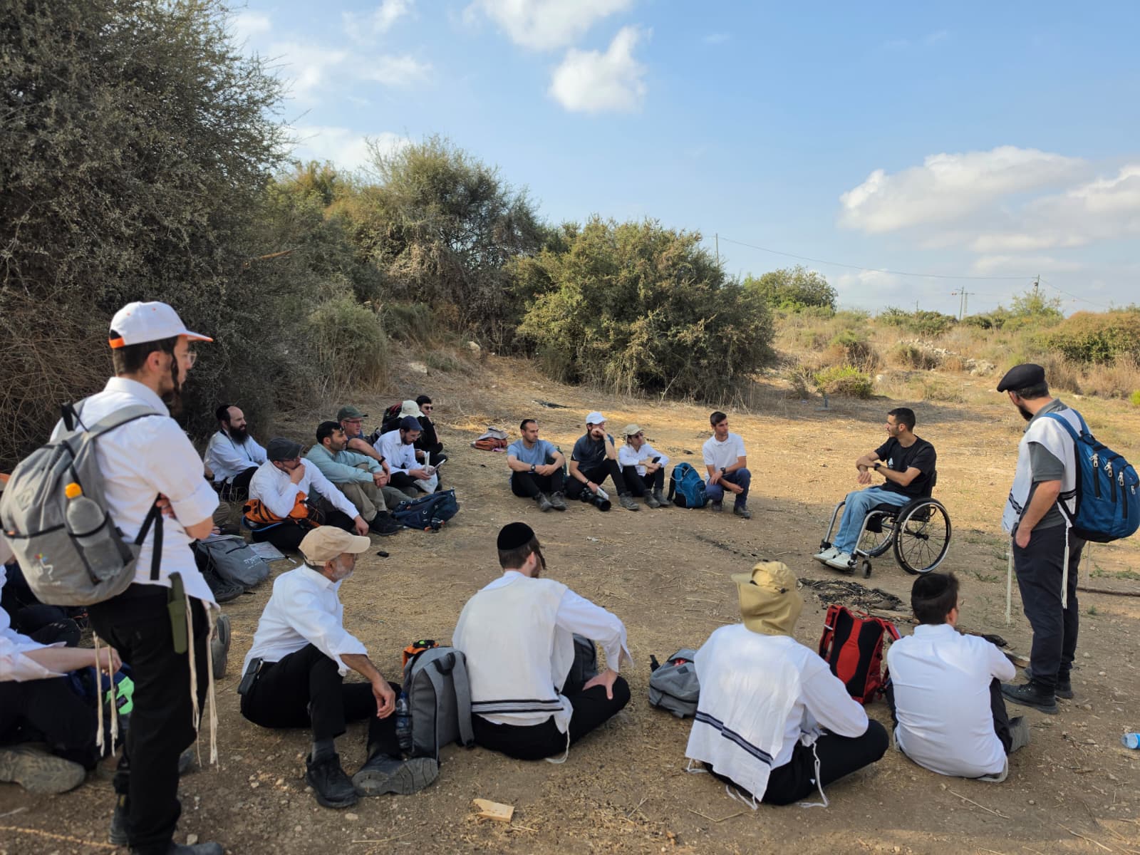 Ronen Kalimi, critically wounded in Lebanon fighting, at the chareidi tour-guide course field day