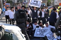 Sefardim protest the draft