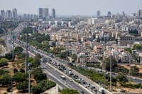 Electric cables near Bnei Brak
