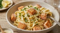 Creamy salmon pasta