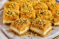 Crispy Kadaif Squares with White Chocolate Cream