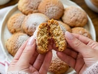 Soft Honey Cookies 