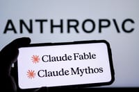 Claude Fable, Mythos