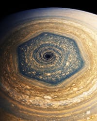 Saturn's hexagon