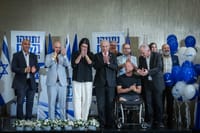 Netanyahu with the new Likud armored candidates