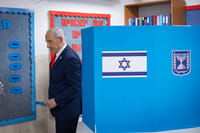 Netanyahu votes
