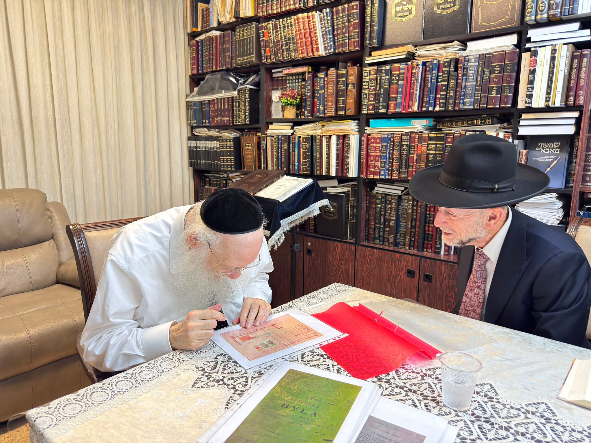 Maklev with Rabbi Kahaneman