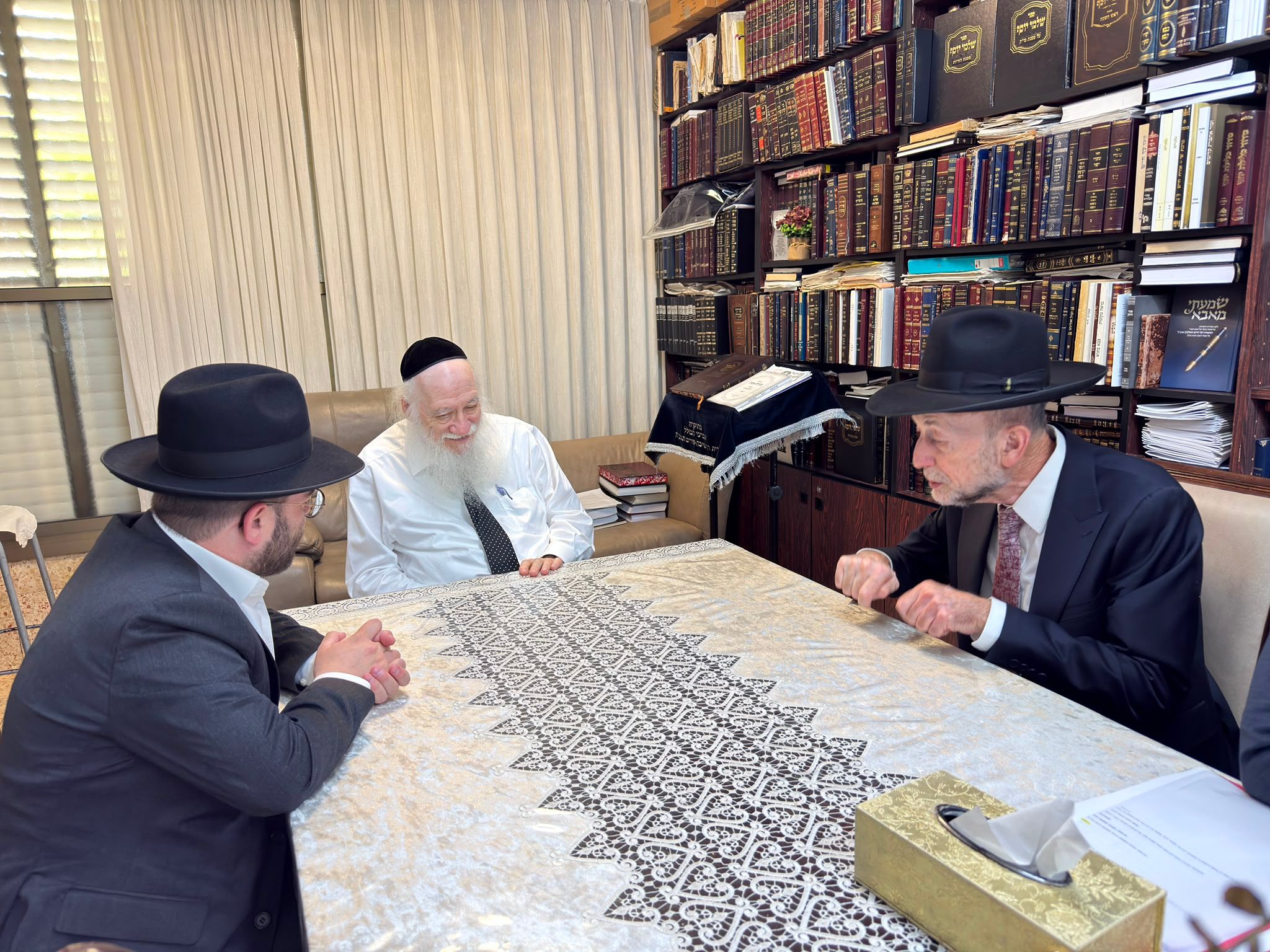 Maklev with Rabbi Kahaneman