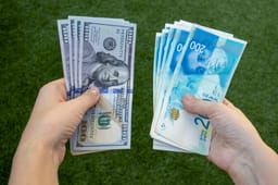 Shekel rises against the dollar.