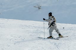 An Israeli soldier from the Alpinist Unit skiing 