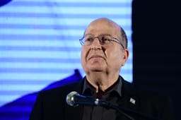 Moshe Yaalon.