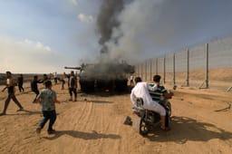 Palestinians storm Israeli territory, east of the city of Khan Yunis, south of the Gaza Strip, October 7, 2023