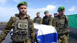 IDF soldiers carrying the casket of a hostage