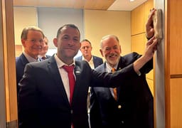US Ambassador Huckabee and Yossi Dagan affix Samaria Mezuzah