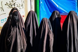Members of the Lev Tahor cult seen protesting in Guatemala