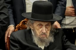 Rabbi Dov Lando.