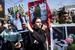 Protest in Syria against violence targeting Alawites minority