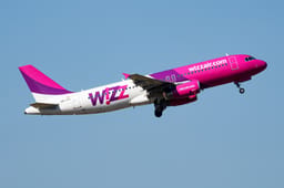 Wizz Air plane