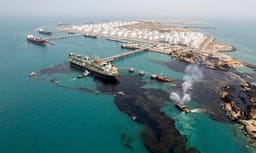 Oil leakage