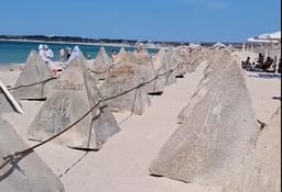 Dragon's Teeth Invade Crimea's Beaches
