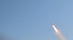 Iran launches missile towards Israel