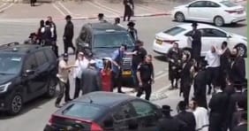 Neturei Karta members assault National Security Minister Itamar Ben Gvir, Beit Shemesh, May 15th, 2025