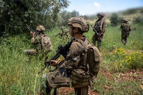 IDF soldiers operate in South Lebanon 