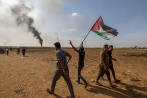 Palestinians storm Israeli territory, east of the city of Khan Yunis, south of the Gaza Strip, October 7, 2023.