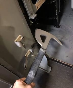 COCKPIT AXE