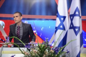 Eyal Kitzis in the "Eretz Nehederet" studio