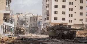 Tanks in Jabaliya.