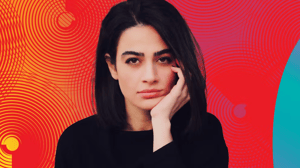 Iranian singer Hiva Seyfizadeh
