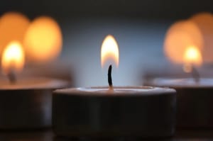 Yahrtzeit candle