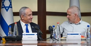 Netanyahu and Bar, in better times.