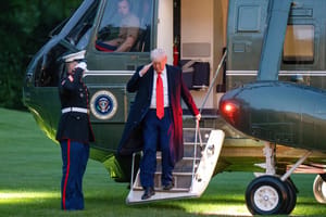 Trump descending from the Marine One