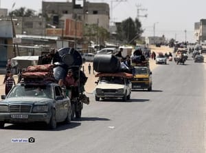 Gazan residents evacuating Rafah